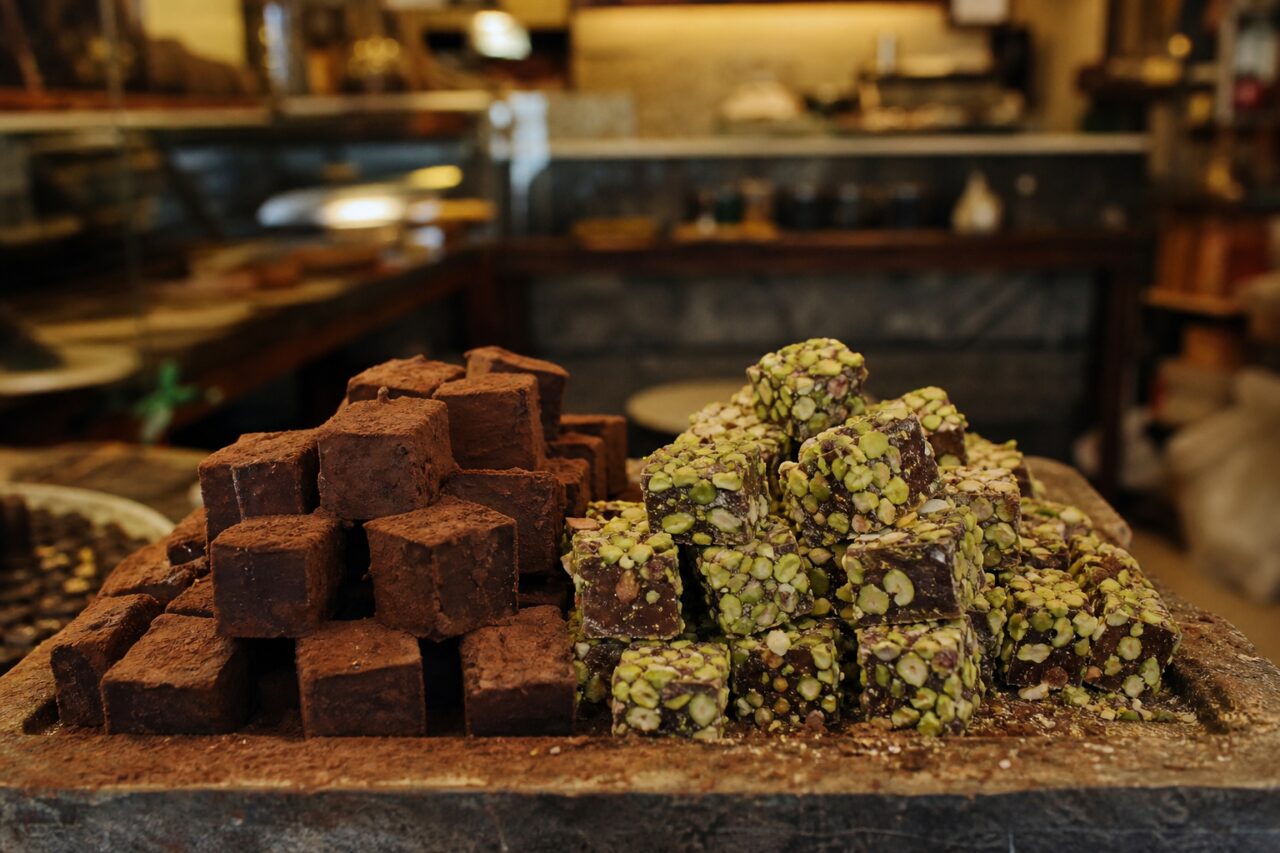 Chocoladelokum en pistache in Istanbul
